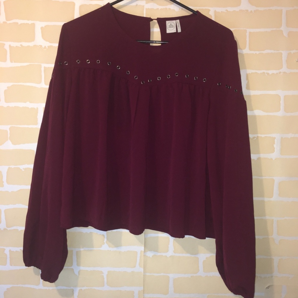 Paper Crane maroon size large blouse flowy dress shirt